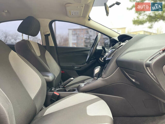 Серый Форд Фокус, объемом двигателя 2 л и пробегом 127 тыс. км за 8799 $, фото 23 на Automoto.ua