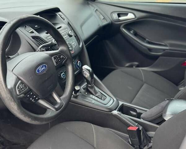 Сірий Форд Фокус, об'ємом двигуна 2 л та пробігом 169 тис. км за 6400 $, фото 15 на Automoto.ua