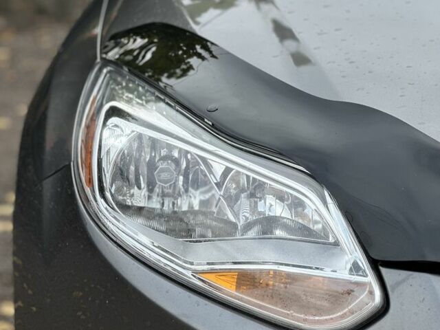 Сірий Форд Фокус, об'ємом двигуна 2 л та пробігом 155 тис. км за 6500 $, фото 5 на Automoto.ua