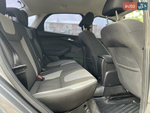 Серый Форд Фокус, объемом двигателя 2 л и пробегом 127 тыс. км за 8799 $, фото 22 на Automoto.ua