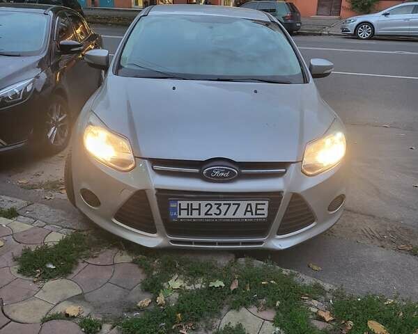 Сірий Форд Фокус, об'ємом двигуна 2 л та пробігом 130 тис. км за 7200 $, фото 2 на Automoto.ua
