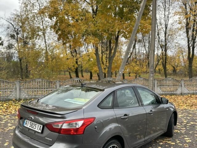 Сірий Форд Фокус, об'ємом двигуна 2 л та пробігом 155 тис. км за 6500 $, фото 7 на Automoto.ua