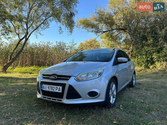 Сірий Форд Фокус, об'ємом двигуна 2 л та пробігом 191 тис. км за 7800 $, фото 2 на Automoto.ua