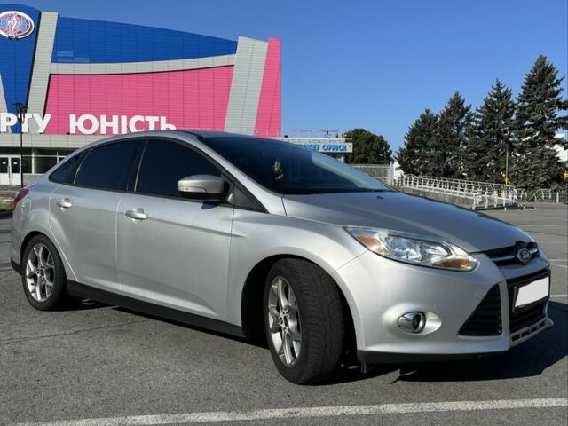 Серый Форд Фокус, объемом двигателя 2 л и пробегом 183 тыс. км за 7200 $, фото 4 на Automoto.ua