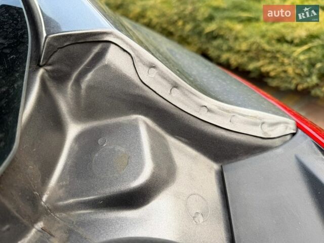 Сірий Форд Фокус, об'ємом двигуна 2 л та пробігом 170 тис. км за 6555 $, фото 26 на Automoto.ua