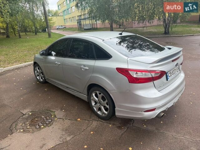 Серый Форд Фокус, объемом двигателя 1 л и пробегом 212 тыс. км за 4400 $, фото 1 на Automoto.ua