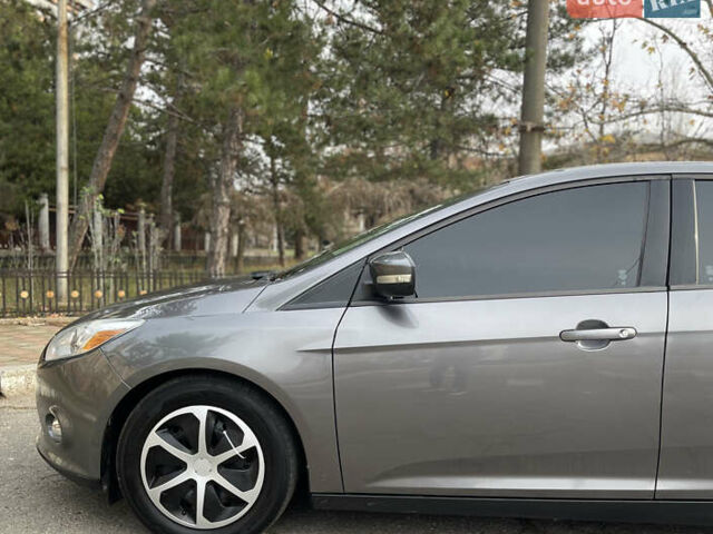 Серый Форд Фокус, объемом двигателя 2 л и пробегом 127 тыс. км за 8799 $, фото 3 на Automoto.ua