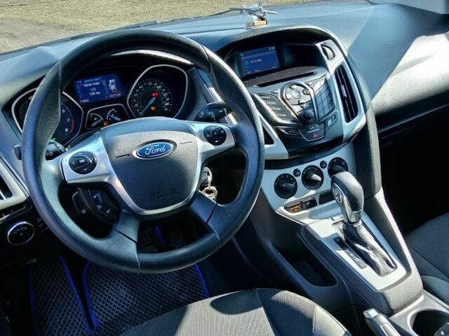 Серый Форд Фокус, объемом двигателя 2 л и пробегом 184 тыс. км за 7700 $, фото 12 на Automoto.ua