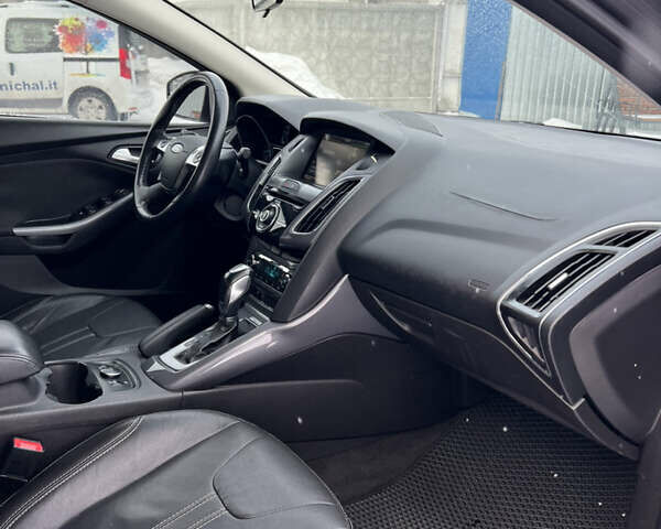 Серый Форд Фокус, объемом двигателя 2 л и пробегом 207 тыс. км за 8700 $, фото 22 на Automoto.ua