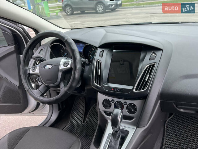 Сірий Форд Фокус, об'ємом двигуна 2 л та пробігом 234 тис. км за 6600 $, фото 39 на Automoto.ua