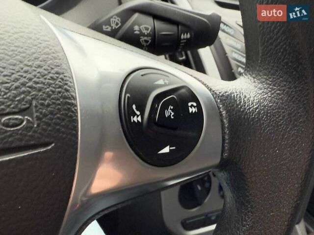 Серый Форд Фокус, объемом двигателя 2 л и пробегом 176 тыс. км за 8990 $, фото 21 на Automoto.ua