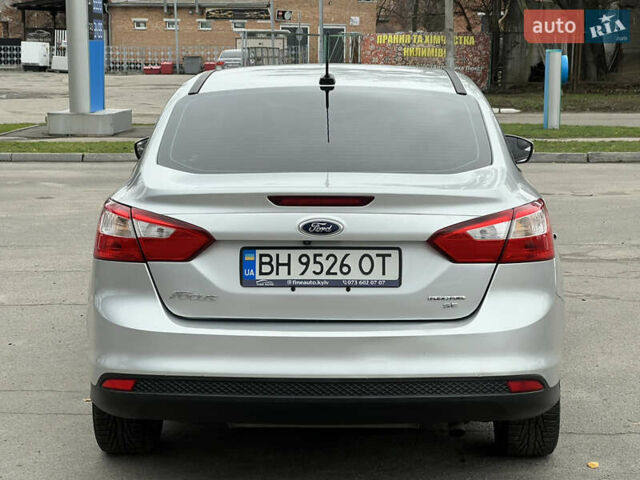 Сірий Форд Фокус, об'ємом двигуна 2 л та пробігом 234 тис. км за 6600 $, фото 10 на Automoto.ua