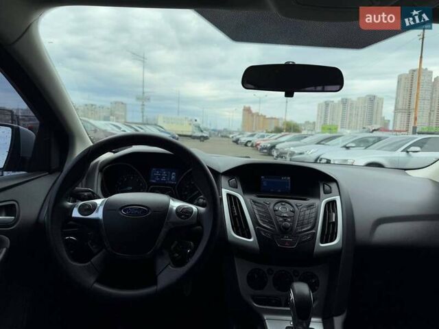 Серый Форд Фокус, объемом двигателя 2 л и пробегом 176 тыс. км за 8990 $, фото 13 на Automoto.ua