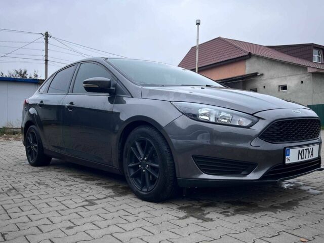 Серый Форд Фокус, объемом двигателя 2 л и пробегом 220 тыс. км за 7429 $, фото 5 на Automoto.ua