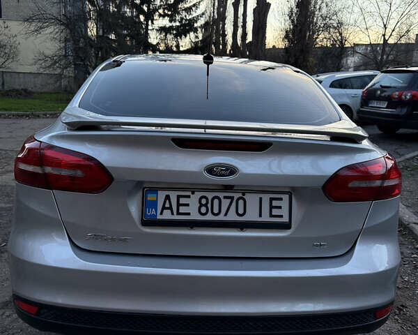 Серый Форд Фокус, объемом двигателя 2 л и пробегом 122 тыс. км за 8999 $, фото 7 на Automoto.ua