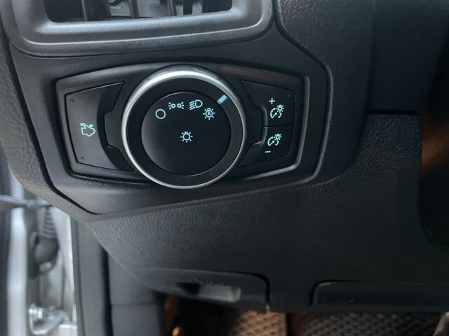 Сірий Форд Фокус, об'ємом двигуна 2 л та пробігом 83 тис. км за 9500 $, фото 15 на Automoto.ua