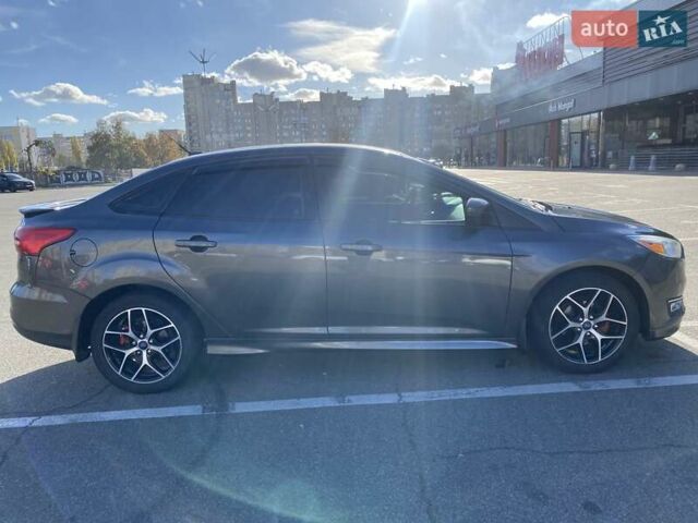 Серый Форд Фокус, объемом двигателя 2 л и пробегом 160 тыс. км за 8999 $, фото 8 на Automoto.ua