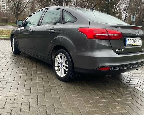 Сірий Форд Фокус, об'ємом двигуна 2 л та пробігом 160 тис. км за 7999 $, фото 2 на Automoto.ua