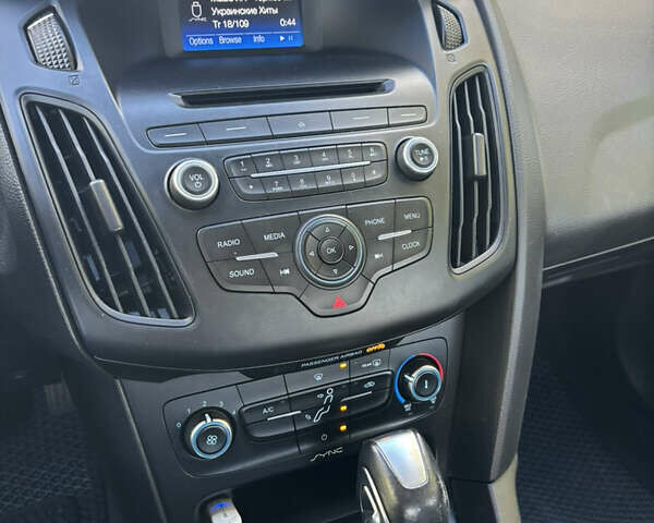 Серый Форд Фокус, объемом двигателя 2 л и пробегом 83 тыс. км за 9200 $, фото 23 на Automoto.ua