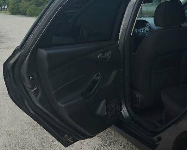 Серый Форд Фокус, объемом двигателя 2 л и пробегом 185 тыс. км за 8200 $, фото 8 на Automoto.ua