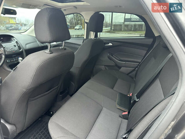 Серый Форд Фокус, объемом двигателя 2 л и пробегом 184 тыс. км за 9300 $, фото 11 на Automoto.ua