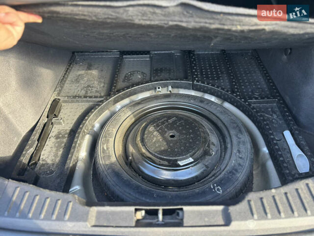 Серый Форд Фокус, объемом двигателя 2 л и пробегом 83 тыс. км за 9200 $, фото 29 на Automoto.ua