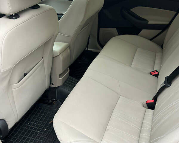 Серый Форд Фокус, объемом двигателя 1 л и пробегом 205 тыс. км за 5500 $, фото 7 на Automoto.ua