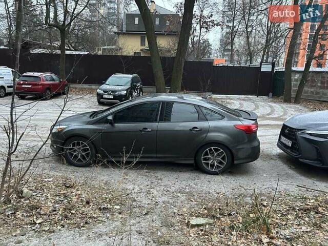 Форд Фокус 2015 в Кропивницком (Кировограде) на Automoto.ua Серый Форд Фокус, объемом двигателя 2 л и пробегом 206 тыс. км за 8300 $, фото 6 на Automoto.ua