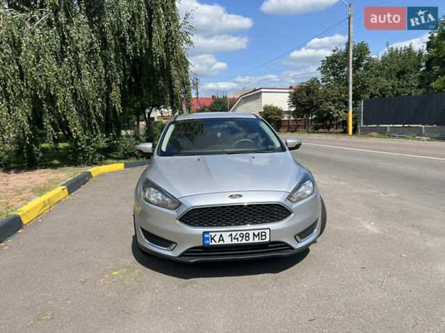 Форд Фокус 2015 у Києві на Automoto.ua Сірий Форд Фокус, об'ємом двигуна 2 л та пробігом 210 тис. км за 9000 $, фото 1 на Automoto.ua