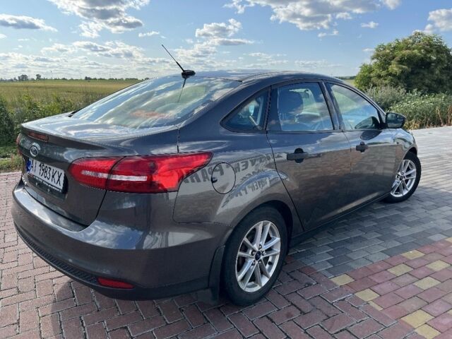 Серый Форд Фокус, объемом двигателя 2 л и пробегом 142 тыс. км за 8600 $, фото 6 на Automoto.ua