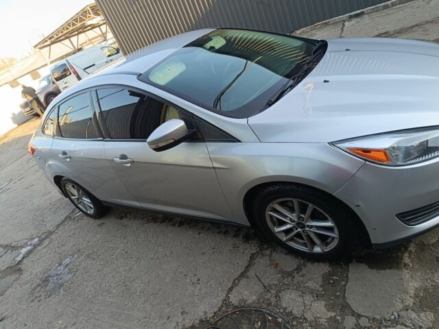 Сірий Форд Фокус, об'ємом двигуна 2 л та пробігом 165 тис. км за 6500 $, фото 3 на Automoto.ua