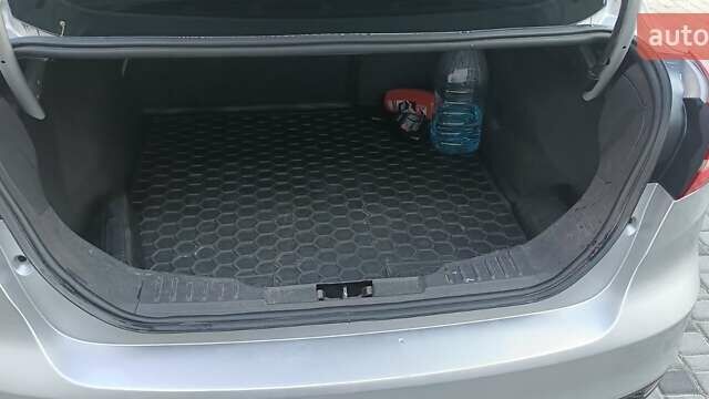 Серый Форд Фокус, объемом двигателя 2 л и пробегом 94 тыс. км за 7800 $, фото 9 на Automoto.ua