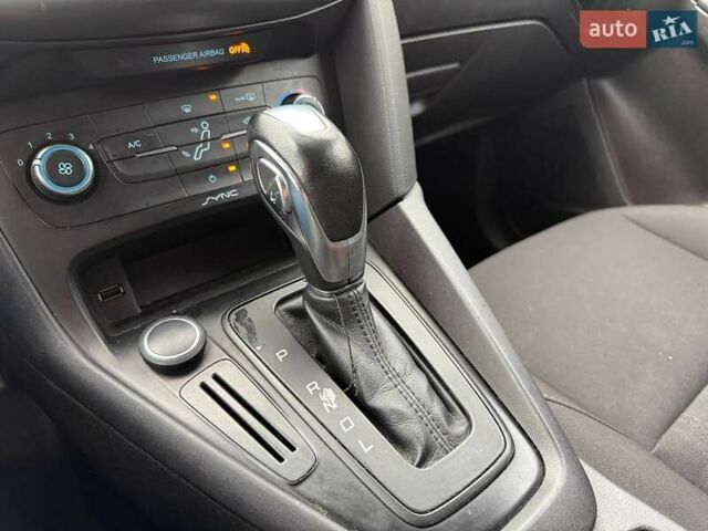 Серый Форд Фокус, объемом двигателя 2 л и пробегом 148 тыс. км за 9500 $, фото 12 на Automoto.ua