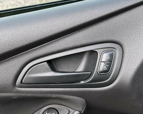 Форд Фокус 2015 у Буче на Automoto.ua Сірий Форд Фокус, об'ємом двигуна 2 л та пробігом 175 тис. км за 7500 $, фото 18 на Automoto.ua