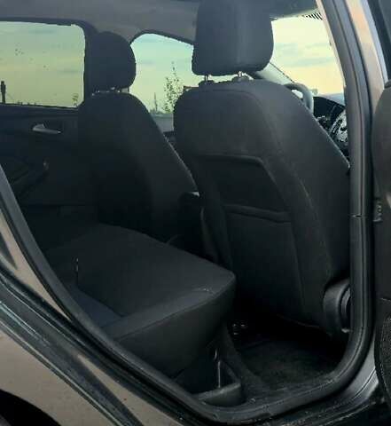 Серый Форд Фокус, объемом двигателя 2 л и пробегом 185 тыс. км за 8200 $, фото 16 на Automoto.ua