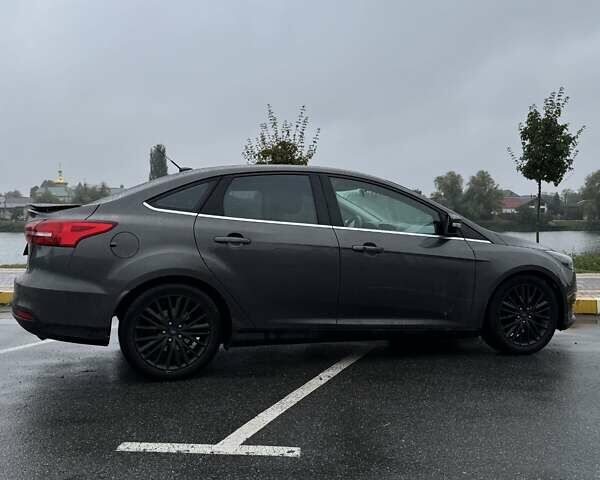 Сірий Форд Фокус, об'ємом двигуна 2 л та пробігом 182 тис. км за 9500 $, фото 14 на Automoto.ua