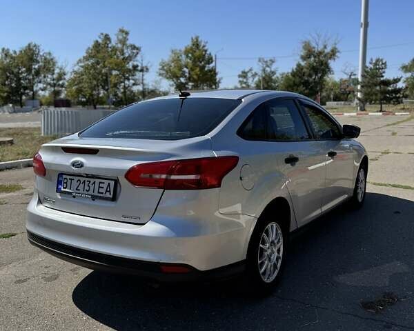 Форд Фокус 2015 в Николаеве на Automoto.ua Серый Форд Фокус, объемом двигателя 2 л и пробегом 241 тыс. км за 7200 $, фото 8 на Automoto.ua