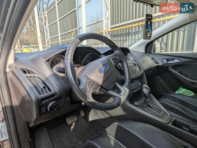 Серый Форд Фокус, объемом двигателя 2 л и пробегом 129 тыс. км за 8300 $, фото 5 на Automoto.ua