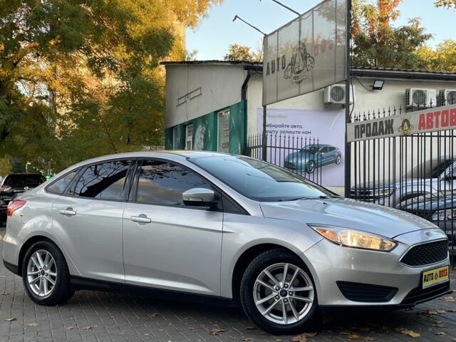 Сірий Форд Фокус, об'ємом двигуна 2 л та пробігом 83 тис. км за 9500 $, фото 2 на Automoto.ua