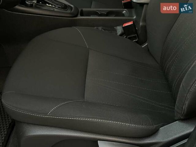 Сірий Форд Фокус, об'ємом двигуна 2 л та пробігом 250 тис. км за 6999 $, фото 15 на Automoto.ua