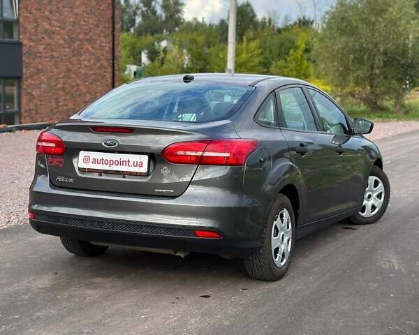 Сірий Форд Фокус, об'ємом двигуна 2 л та пробігом 175 тис. км за 7500 $, фото 7 на Automoto.ua