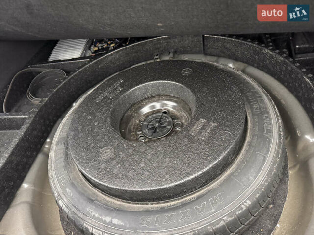 Серый Форд Фокус, объемом двигателя 2 л и пробегом 205 тыс. км за 8100 $, фото 22 на Automoto.ua