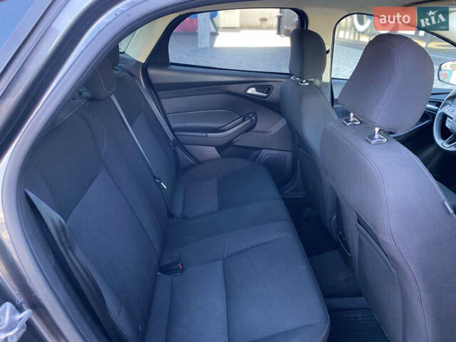 Сірий Форд Фокус, об'ємом двигуна 2 л та пробігом 198 тис. км за 7990 $, фото 28 на Automoto.ua
