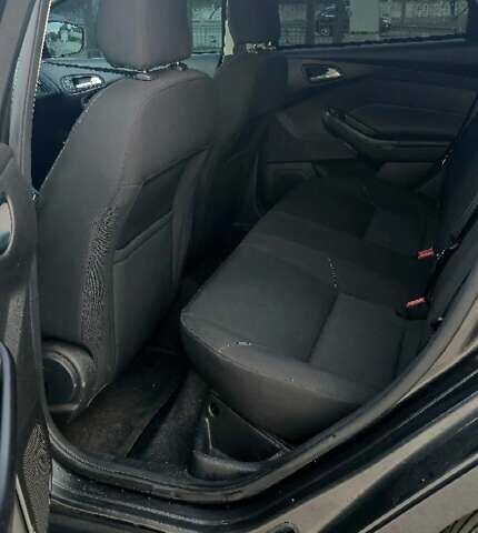 Серый Форд Фокус, объемом двигателя 2 л и пробегом 185 тыс. км за 8200 $, фото 15 на Automoto.ua