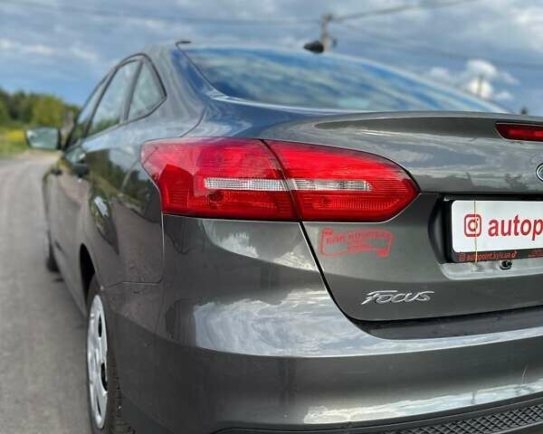 Сірий Форд Фокус, об'ємом двигуна 2 л та пробігом 175 тис. км за 7500 $, фото 9 на Automoto.ua