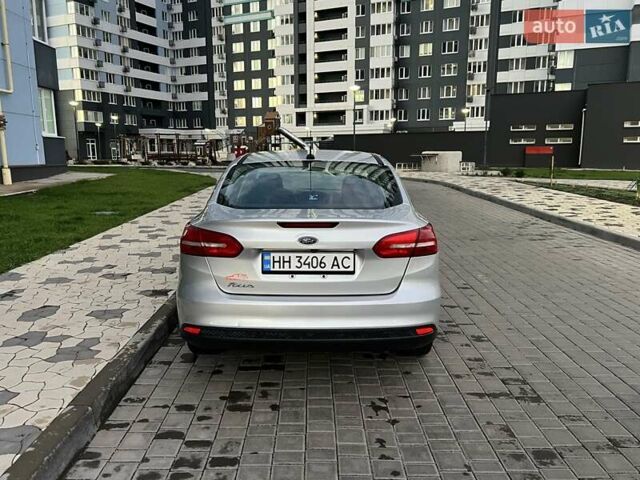 Сірий Форд Фокус, об'ємом двигуна 2 л та пробігом 250 тис. км за 6999 $, фото 43 на Automoto.ua