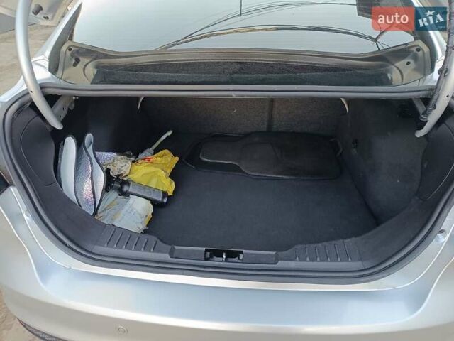 Серый Форд Фокус, объемом двигателя 2 л и пробегом 165 тыс. км за 6500 $, фото 7 на Automoto.ua