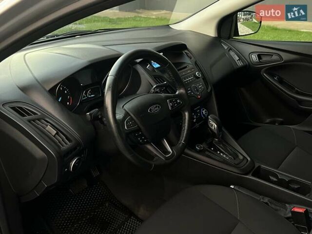 Сірий Форд Фокус, об'ємом двигуна 2 л та пробігом 250 тис. км за 6999 $, фото 9 на Automoto.ua