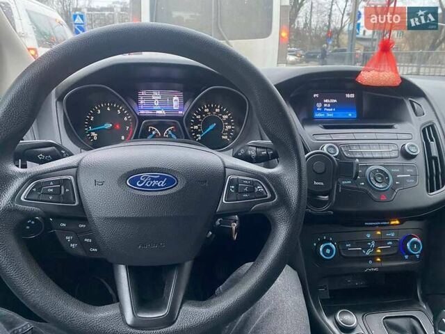 Сірий Форд Фокус, об'ємом двигуна 2 л та пробігом 160 тис. км за 7999 $, фото 8 на Automoto.ua