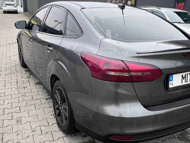 Серый Форд Фокус, объемом двигателя 2 л и пробегом 220 тыс. км за 7429 $, фото 3 на Automoto.ua